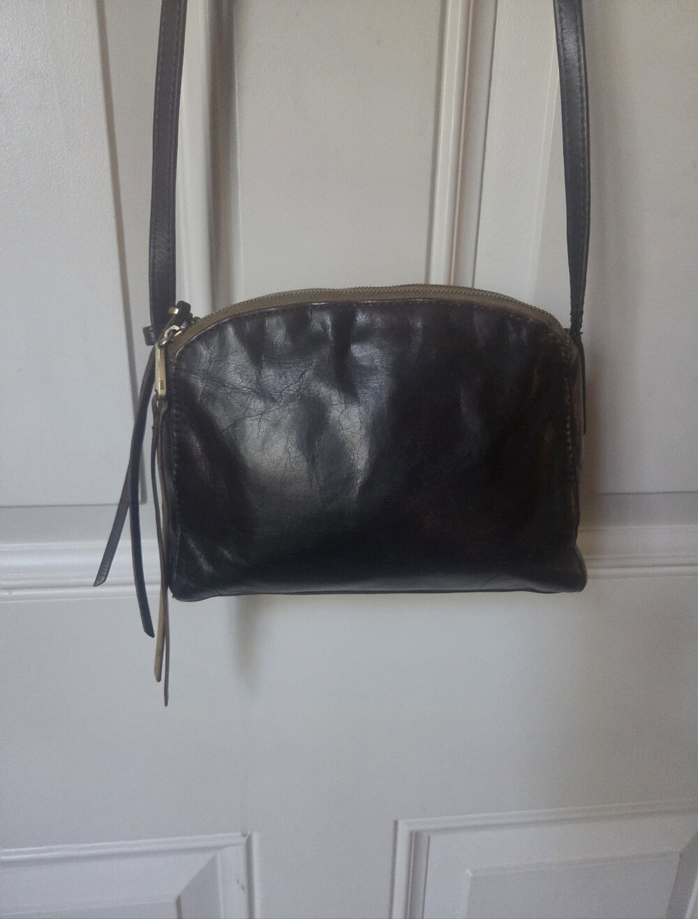 HOBO•BROWN LEATHER THREE COMPARTMENT CROSSBODY BAG 🤎💛